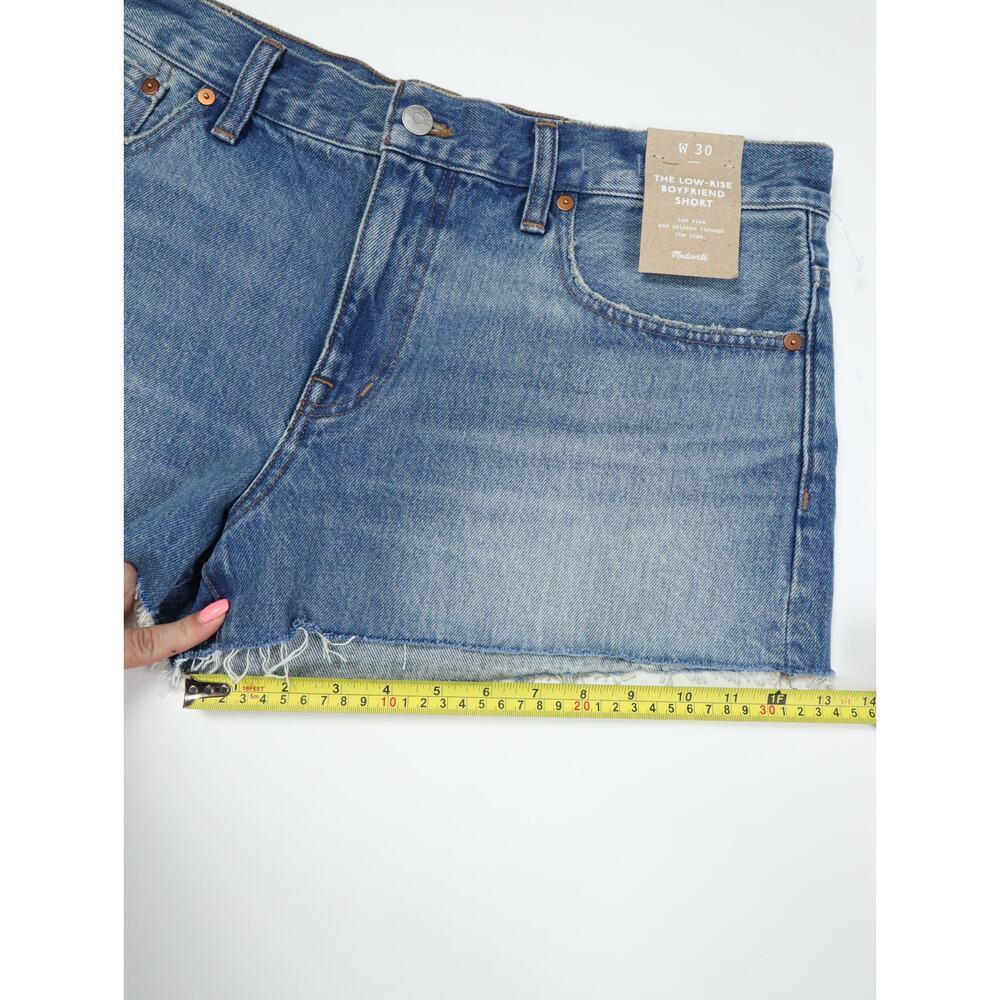 Madewell The Low-Rise Boyfriend Denim Shorts NWT 30 Frayed Coastal Minimalist - Picture 11 of 14